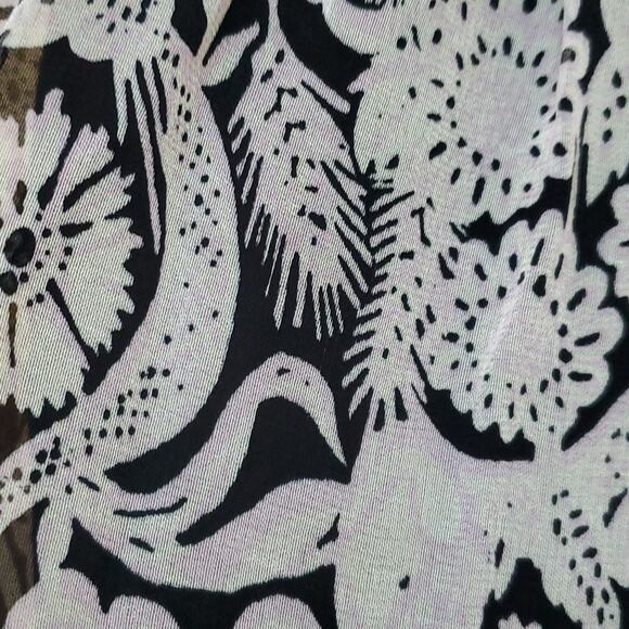 Delicate floral silk Anthropologie dress size SP light pink, ivory & black - Picture 6 of 11